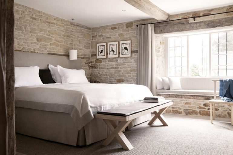 Classic Room 8706 1440x960 1 960x640 1 770x513